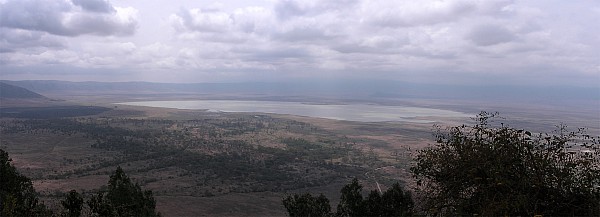 0817_Ngorongoro_Landscape_s.jpg